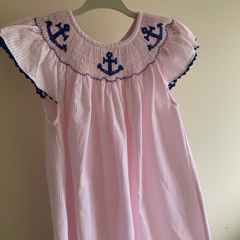 Girls 3 T pink seersucker dress (fits like 4/5)